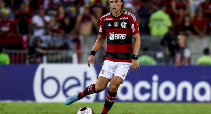 David Luiz deixa Maracanã mancando e é dúvida no Flamengo contra Fluminense