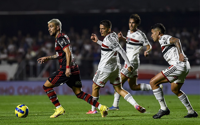 STJD bate o martelo e absolve Flamengo de punição por jogo de 2022