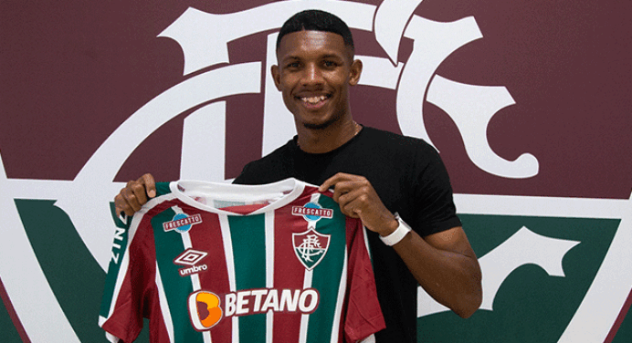 Fluminense anuncia reforço, mas jogador está ‘barrado’ de jogo contra o Flamengo; entenda situação