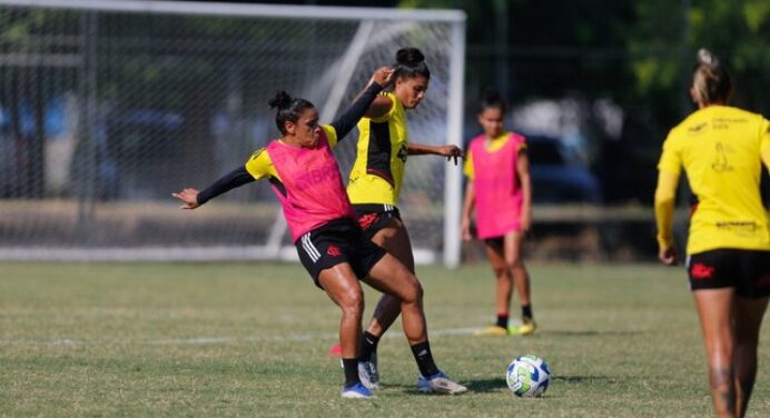 Flamengo faz últimos ajustes antes de enfrentar o Avaí, pelo Brasileirão Feminino