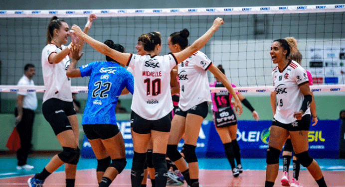 Flamengo enfrenta o Bauru, em briga pelo G4 da Superliga Feminina
