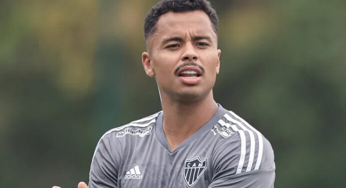 Allan no Flamengo? Dirigente do Atlético-MG confirma necessidade de vender jogadores