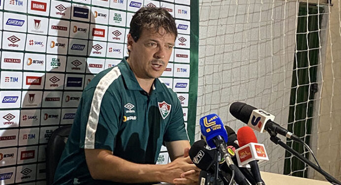 Fernando Diniz faz crítica a elenco do Flamengo antes de jogo da Copa do Brasil