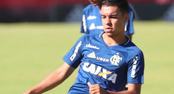 Ex-Flamengo corre risco de ser banido do futebol por envolvimento em apostas