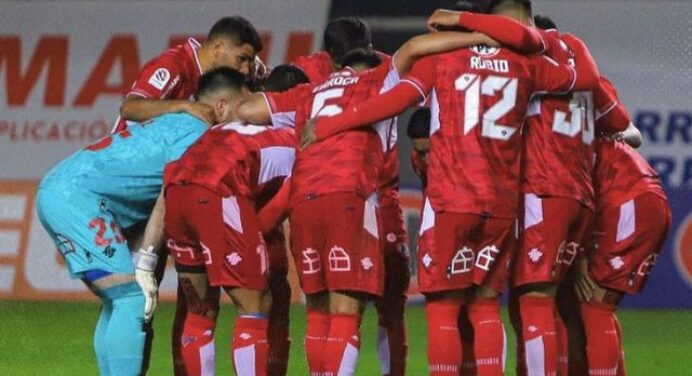 Veja provável escalação do Ñublense para jogo contra o Flamengo, pela Libertadores