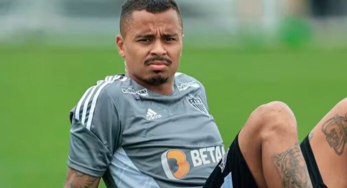 Atlético-MG toma posição quanto à venda de Allan ao Flamengo