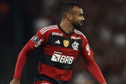 Fabrício Bruno atuando pelo Flamengo na temporada 2023