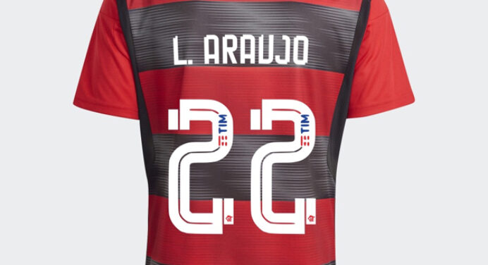 Luiz Araújo explica escolha por camisa 22 no Flamengo