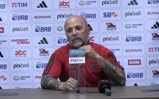 Sampaoli elogia jogo do Flamengo e explica Arrascaeta no banco