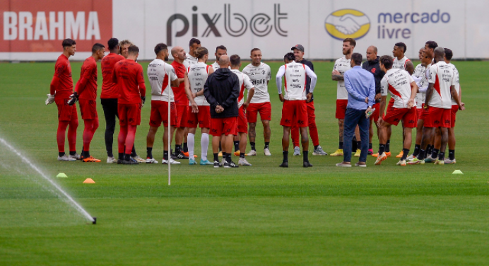 Flamengo busca melhorar retrospecto diante do Bragantino