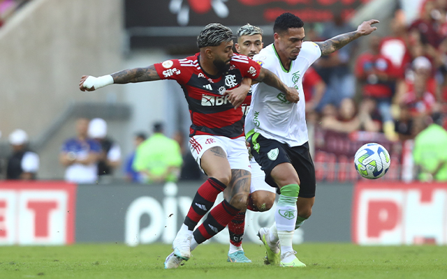 “Não pode descansar mais”: comentarista critica postura do Flamengo após semana de treinos