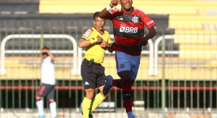 Jogadores do Flamengo se apresentam à Seleção Brasileira Sub-17 com foco na Copa do Mundo