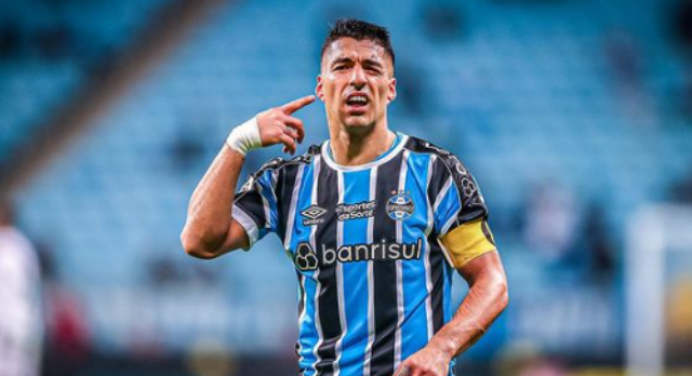 “Sonho que meus filhos me vejam com a Copa do Brasil”: Suárez aposta em virada do Grêmio contra o Flamengo