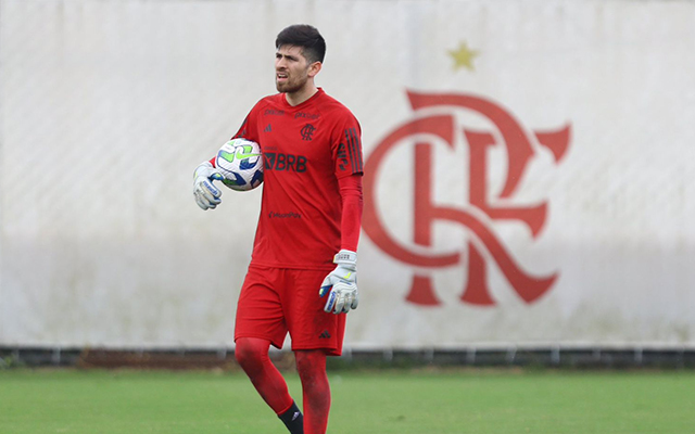 AGORA  Rossi será titular em jogo do Flamengo contra o São Paulo