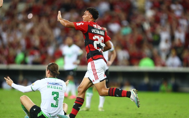 Joia do Flamengo está de volta ao Flamengo e anima torcedores