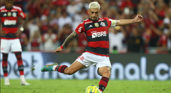 Com Arrascaeta e sem Gabigol, veja provável escalação do Flamengo para enfrentar o Corinthians