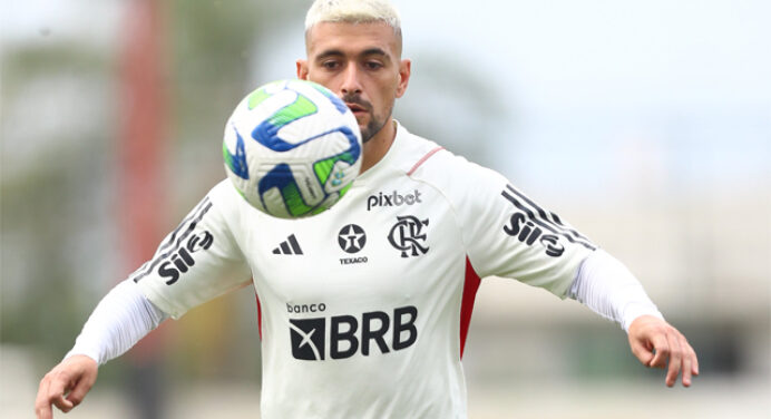 Arrascaeta e Luiz Araújo terão 6 dias de treinos para estarem à disposição em Flamengo x São Paulo