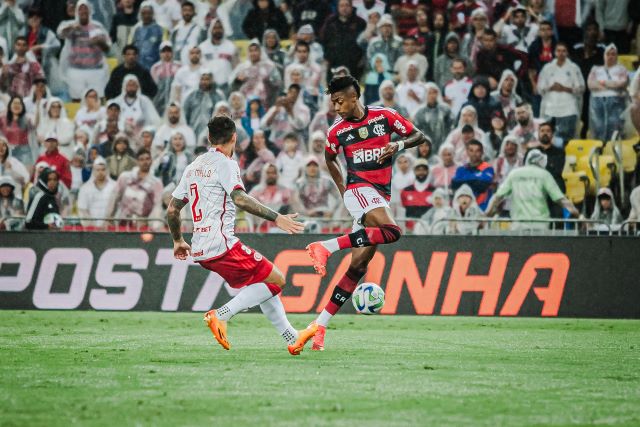 HISTÓRICO! Flamengo é eleito melhor time do Mundo em ranking internacional  - Coluna do Fla