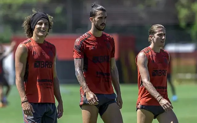 Flamengo apresenta novo reforço da temporada: Gustavo Henrique