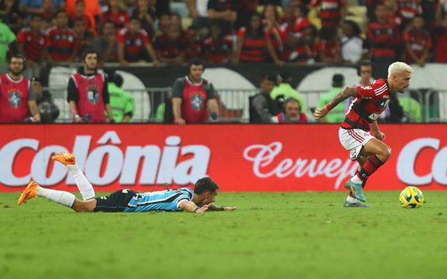 Flamengo alcança 80% de aproveitamento nos últimos 15 jogos diante do Grêmio