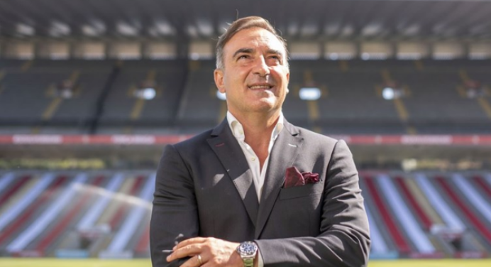 Time da Espanha entra na disputa por técnico especulado no Flamengo