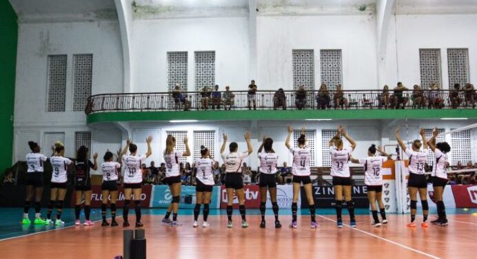 É normal até no vôlei! Flamengo humilha Fluminense no Carioca Feminino