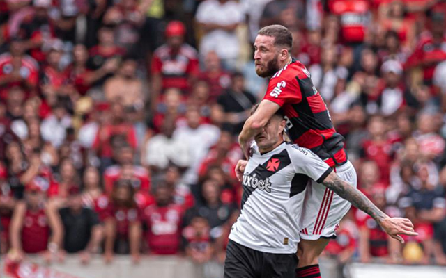 Flamengo supera um Vasco mais corajoso e vai buscar o tetra