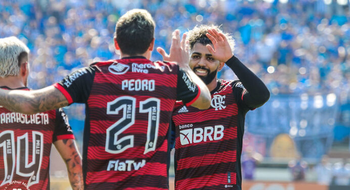 Tite justifica substituição de Pedro por Gabigol em Flamengo x Vasco