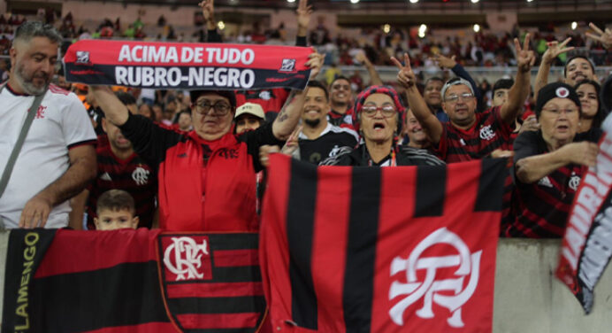 Torcida do Flamengo esgota 5 setores do Mané Garrincha para jogo contra o Santos