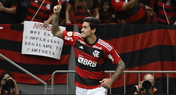Estudo aponta 10 jogadores mais valiosos do Brasileirão, com 4 do Flamengo e 2 do Palmeiras