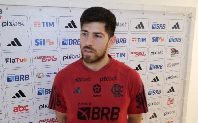 Agustin Rossi demands Flamengo team