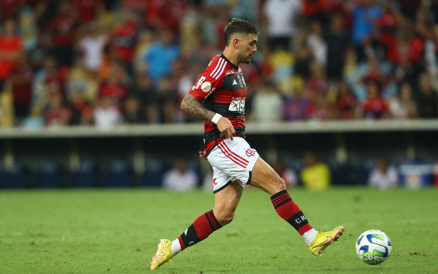 Flamengo gastou mais de R$ 400 mil com jatos de Arrascaeta, Pulgar