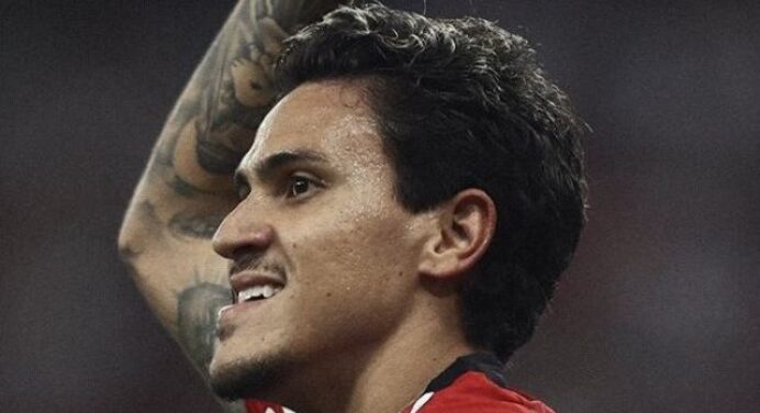Pedro parabeniza Flamengo pelo aniversário e se declara: “Minha vida”