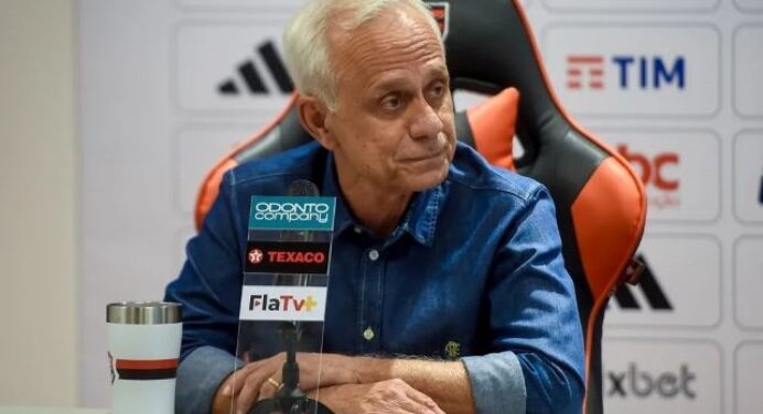 Gramado sintético do Flamengo chega a 70 graus, e CEO pede fim de piso artificial no Brasileirão
