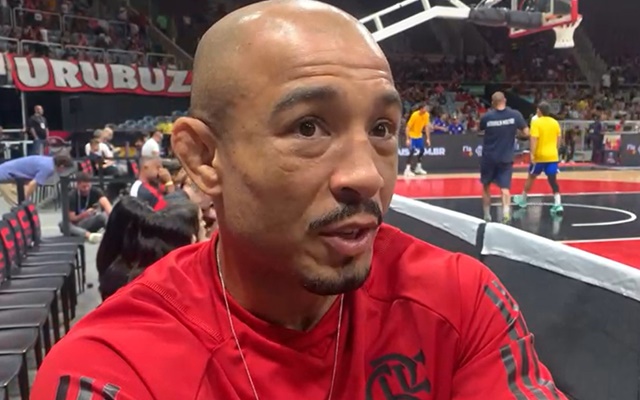 José Aldo manda recado para Gabigol e prestigia jogo de basquete do Flamengo