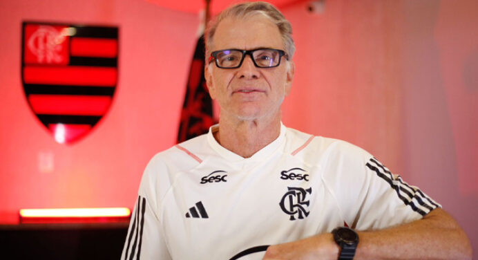 Técnico do Flamengo compara força com a Seleção Brasileira e afirma: “Vamos disputar o Mundial”