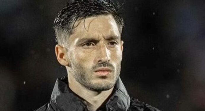 Cláusula no contrato de Matías Vinã com a Roma pode facilitar negociação com o Flamengo