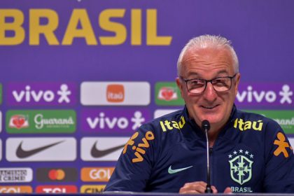 Dorival Júnior sendo apresentado como técnico do Brasil