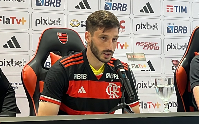 Matias Viña no Flamengo