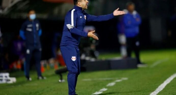 EXCLUSIVO | Ex-Flamengo e Bragantino faz raio-x de Léo Ortiz: “Tem visão de jogo e é rápido”