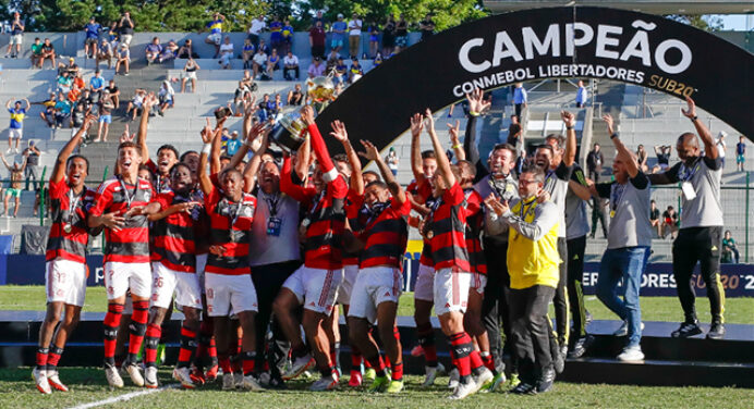 Campeão da Libertadores Sub-20, Flamengo desembarca no Rio nesta segunda
