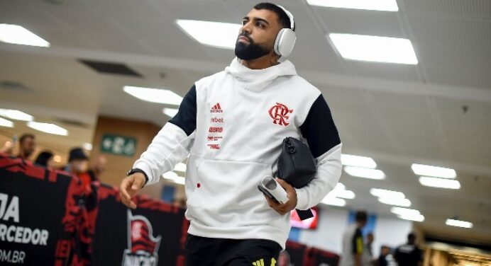 “Uma hora o Zico vai passar”: Landim explica argumento para convencer Gabigol a ficar no Flamengo