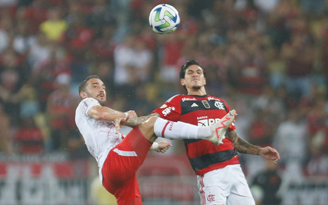 Léo Ortiz no Bragantino e Pedro no Flamengo