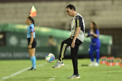 Técnico do Flamengo feminino