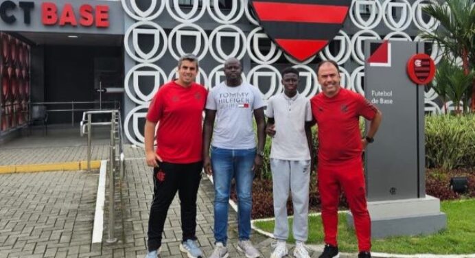 Flamengo contrata jogador de Senegal