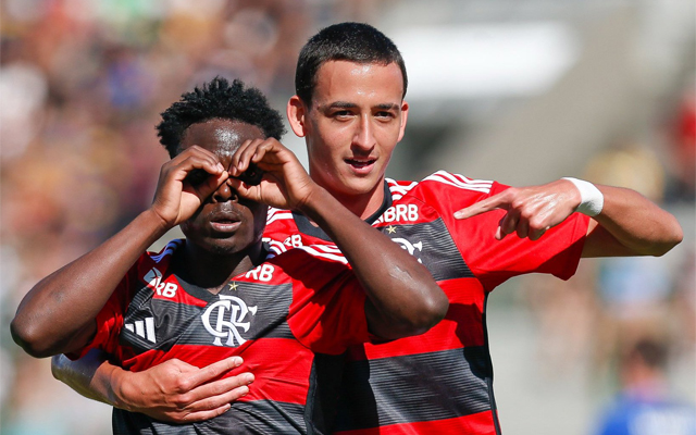 Shola e Carbone pelo Flamengo na Libertadores Sub-20