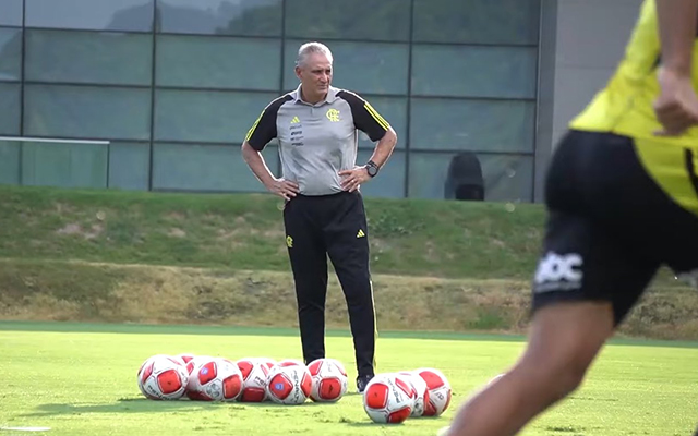 Tite define time titular do Flamengo para jogo contra o Palmeiras, pelo Brasileirão