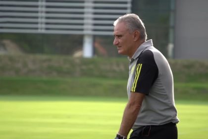 Tite em treino do Flamengo