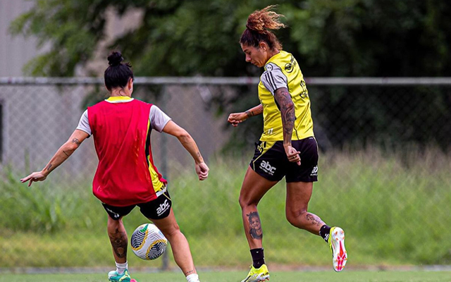 Flamengo realiza último treino neste domingo antes de jogo contra o Corinthians, pelo Brasileirão Feminino