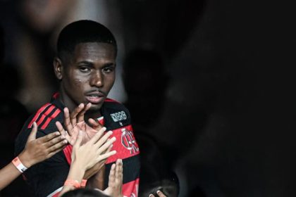 Evertton Araújo em jogo do Flamengo